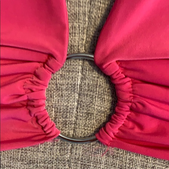 bright pink top - Picture 2 of 4